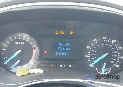 2014 Ford Fusion S из США, поврежденный, VIN 1FA6P0G77E5361881